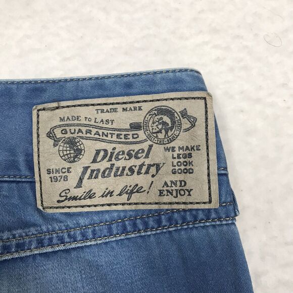 DIESEL Wirky Wide Boot Jean Women 32x31 (30/32 tag) Light Whisker Wash ITALY - Picture 11 of 16